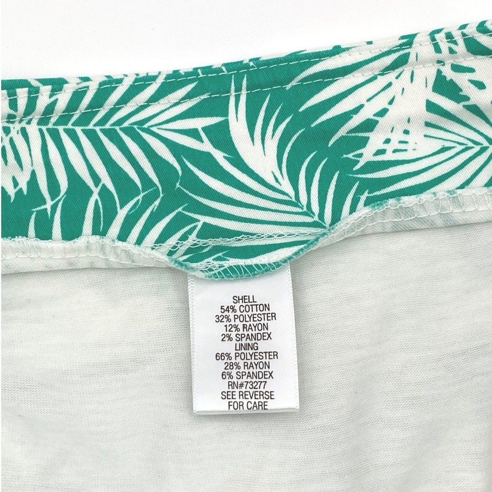 Croft & Barrow Effortless Stretch Skort‎ Womens 14 Green White Palm Tennis Beach - Picture 7 of 7